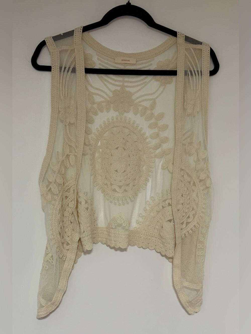 Honeylee Boho Cream Lace and Crochet Open Vest Size Large- See measurements